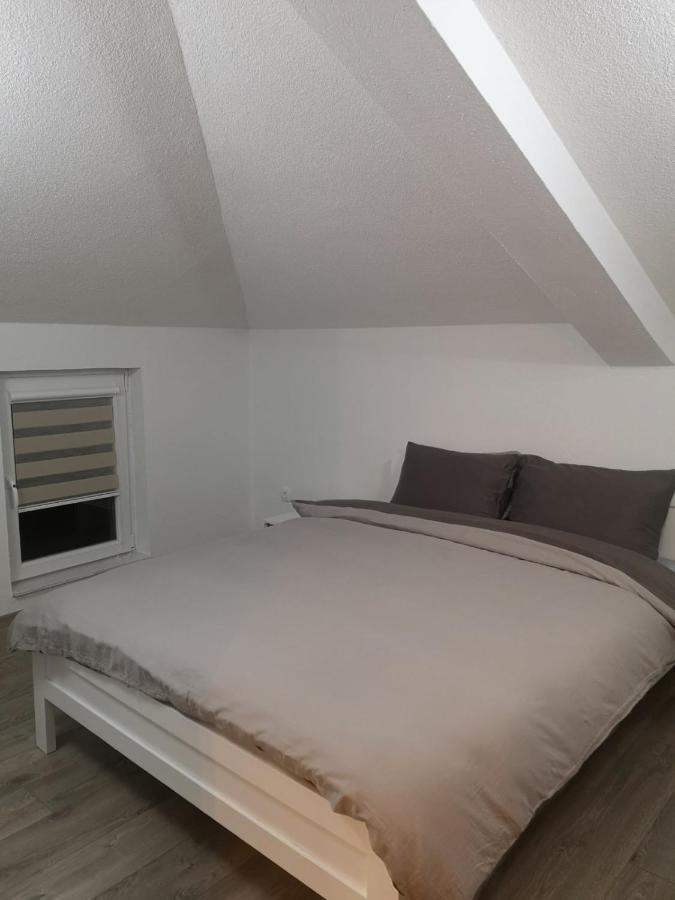 Papi Apartments Kruševo エクステリア 写真