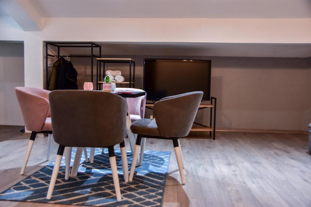 Papi Apartments Kruševo エクステリア 写真